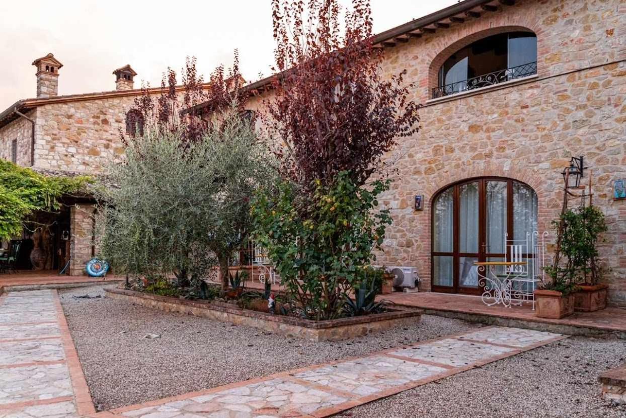 Residenza Collefiorito Aparthotel Todi Exterior photo